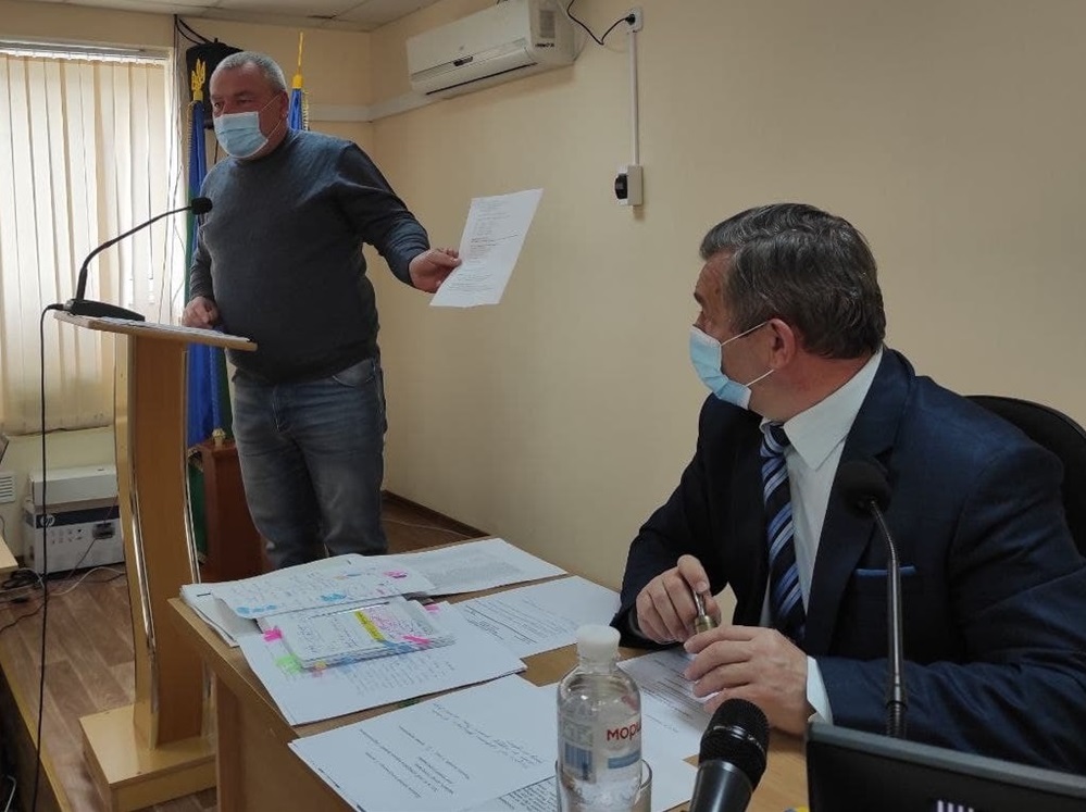 Віктор Семенов звітує перед депутатами 