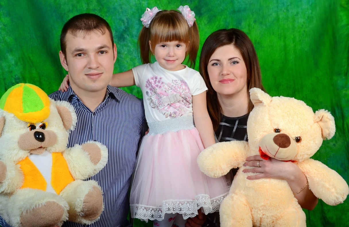 Щаслива родина Гринів