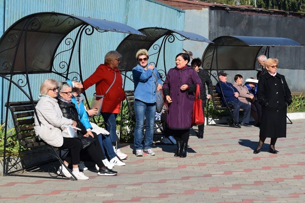 Містяни збираються цілими компаніями