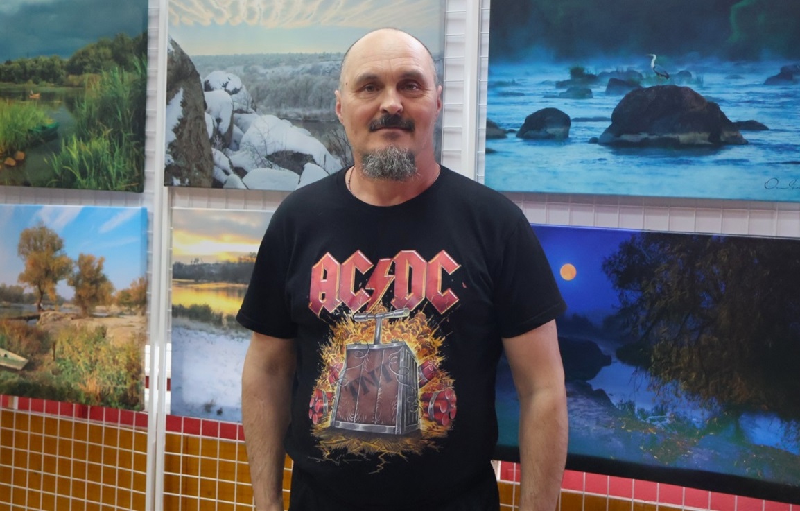 Для Руслана Клименка, як для військового, це своєрідна терапія мистецтвом.